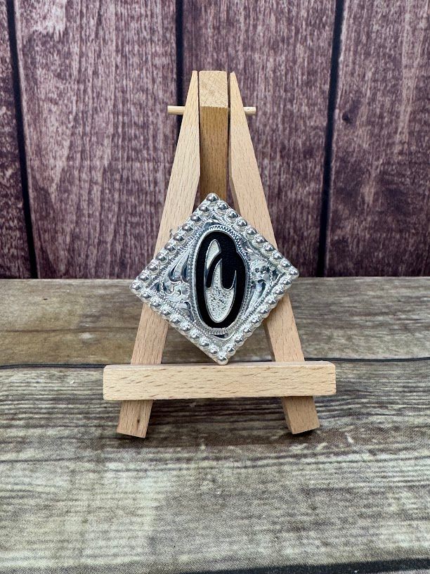 Letter O Buckles