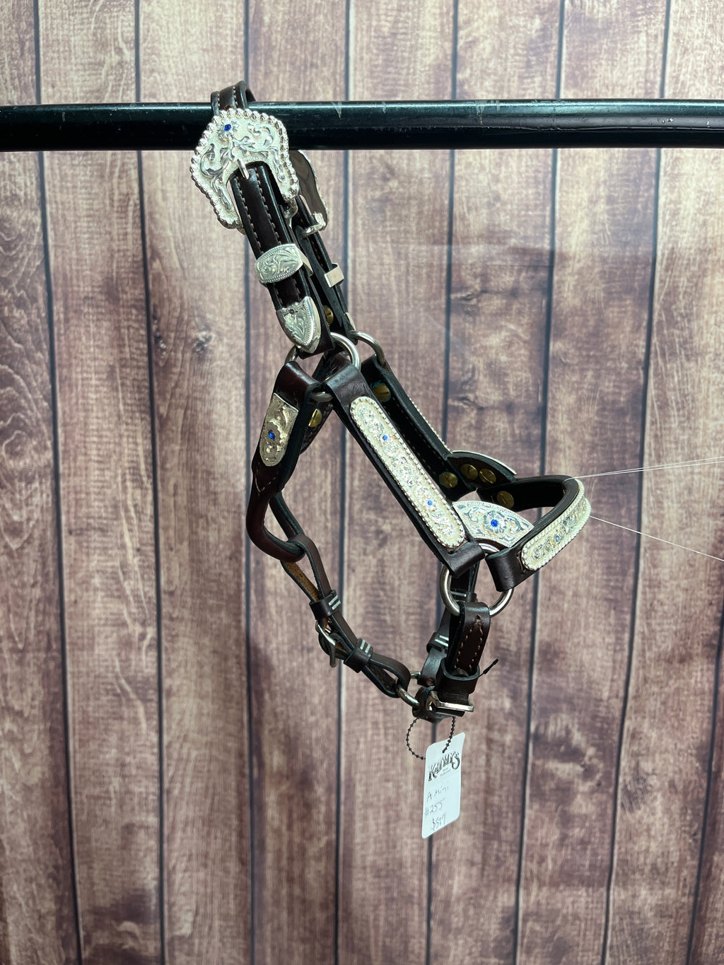 Mini A #255 Santana Halter