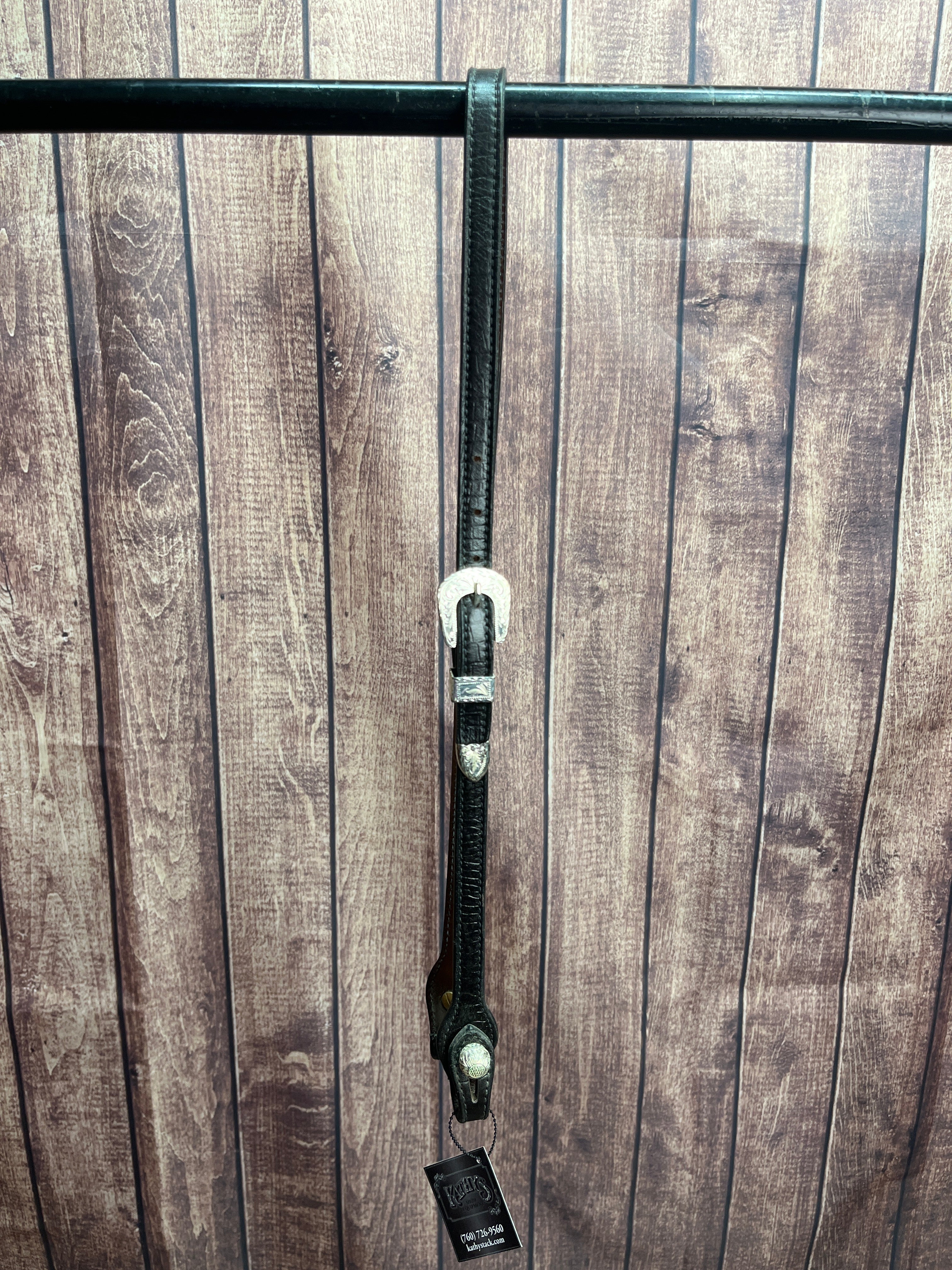 Caiman Hanger #7
