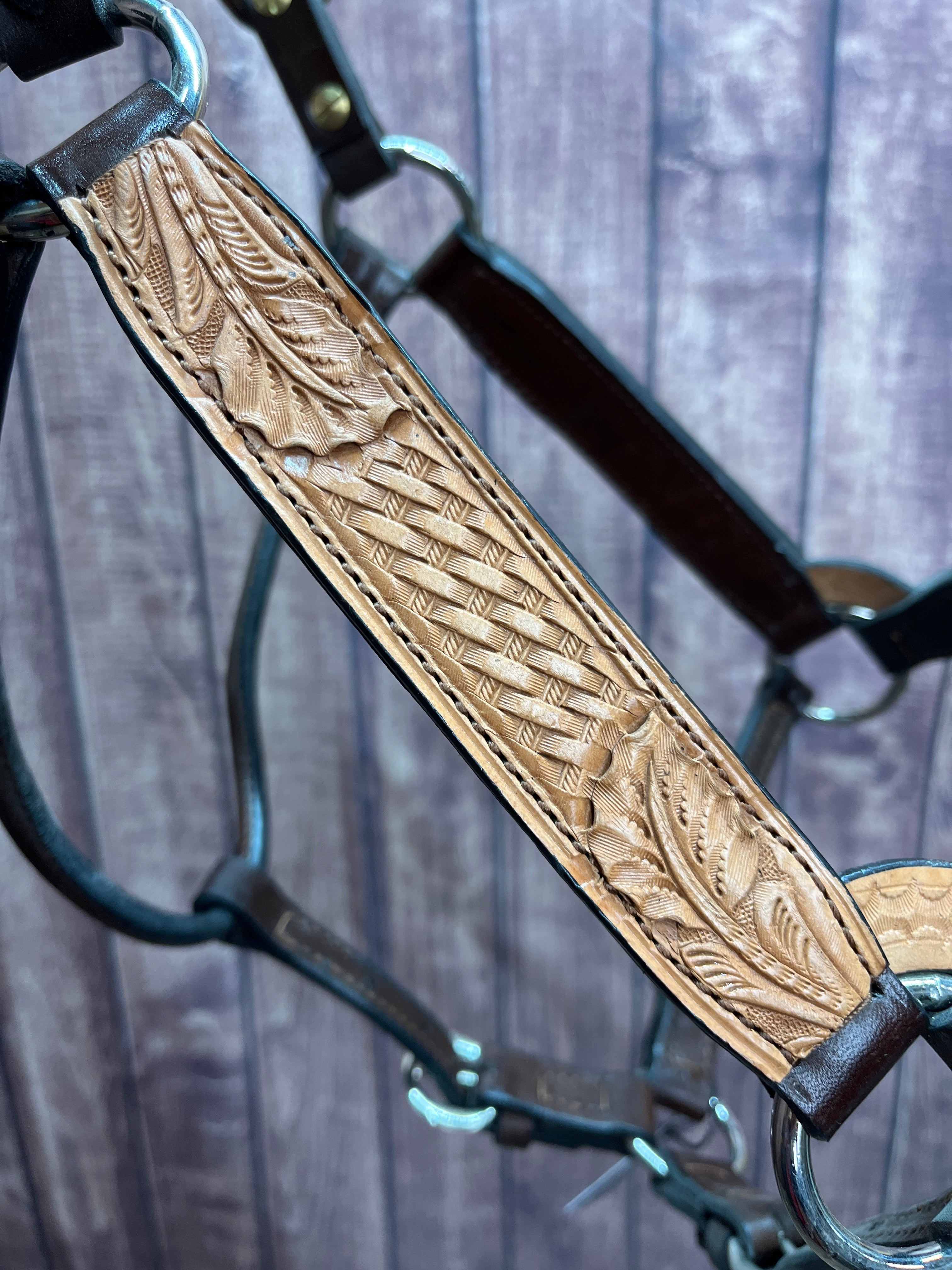 Tooled Halter #26 2Yr/Mare