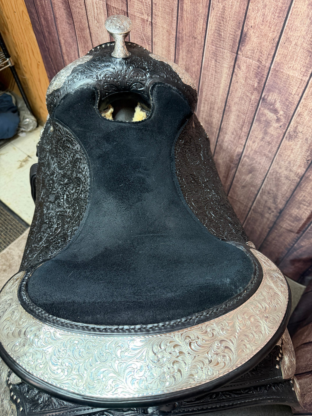 Blue Ribbon 17.5" Tree Padded to 16"