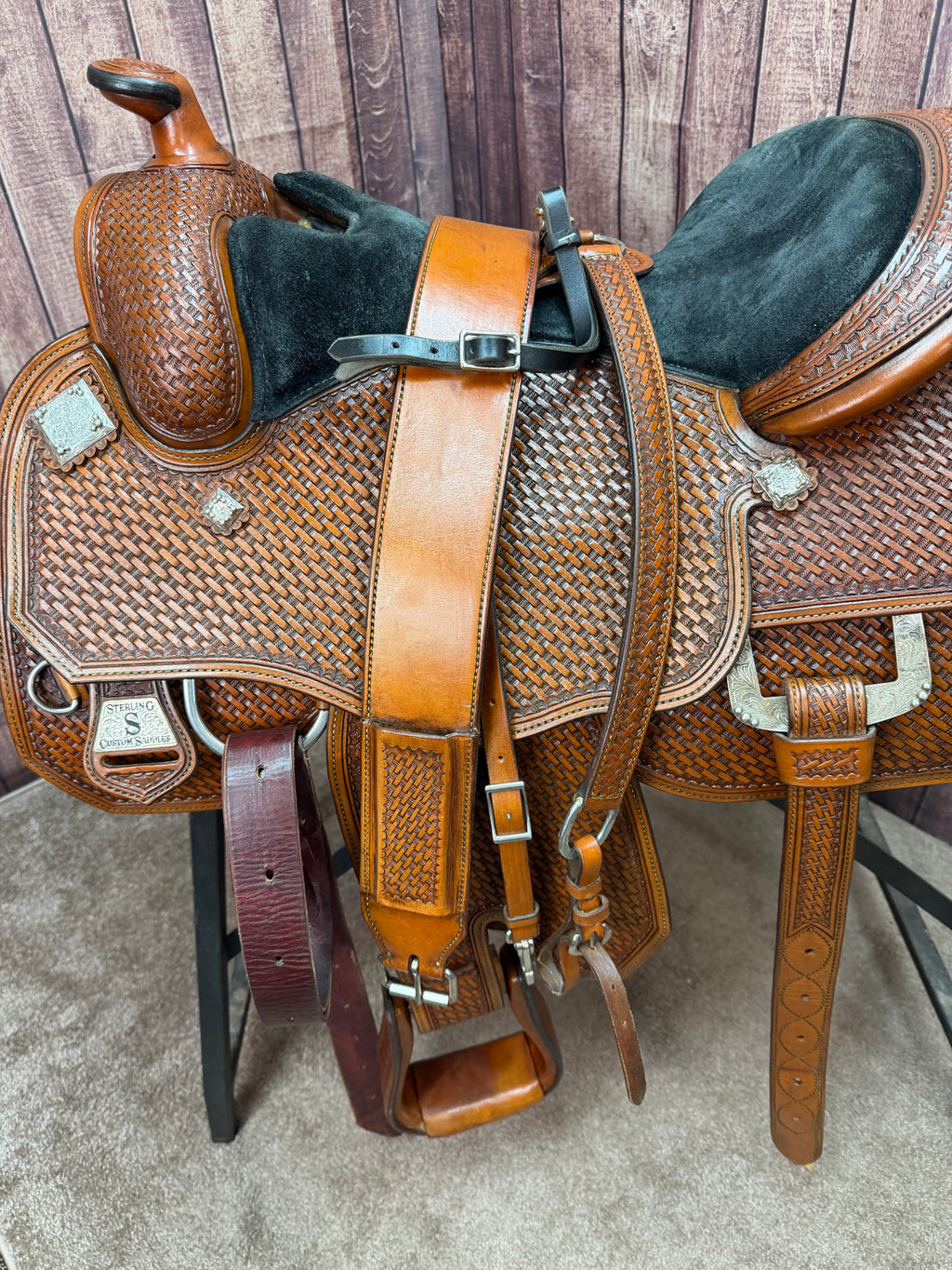 Sterling Custom Saddle 16" USED