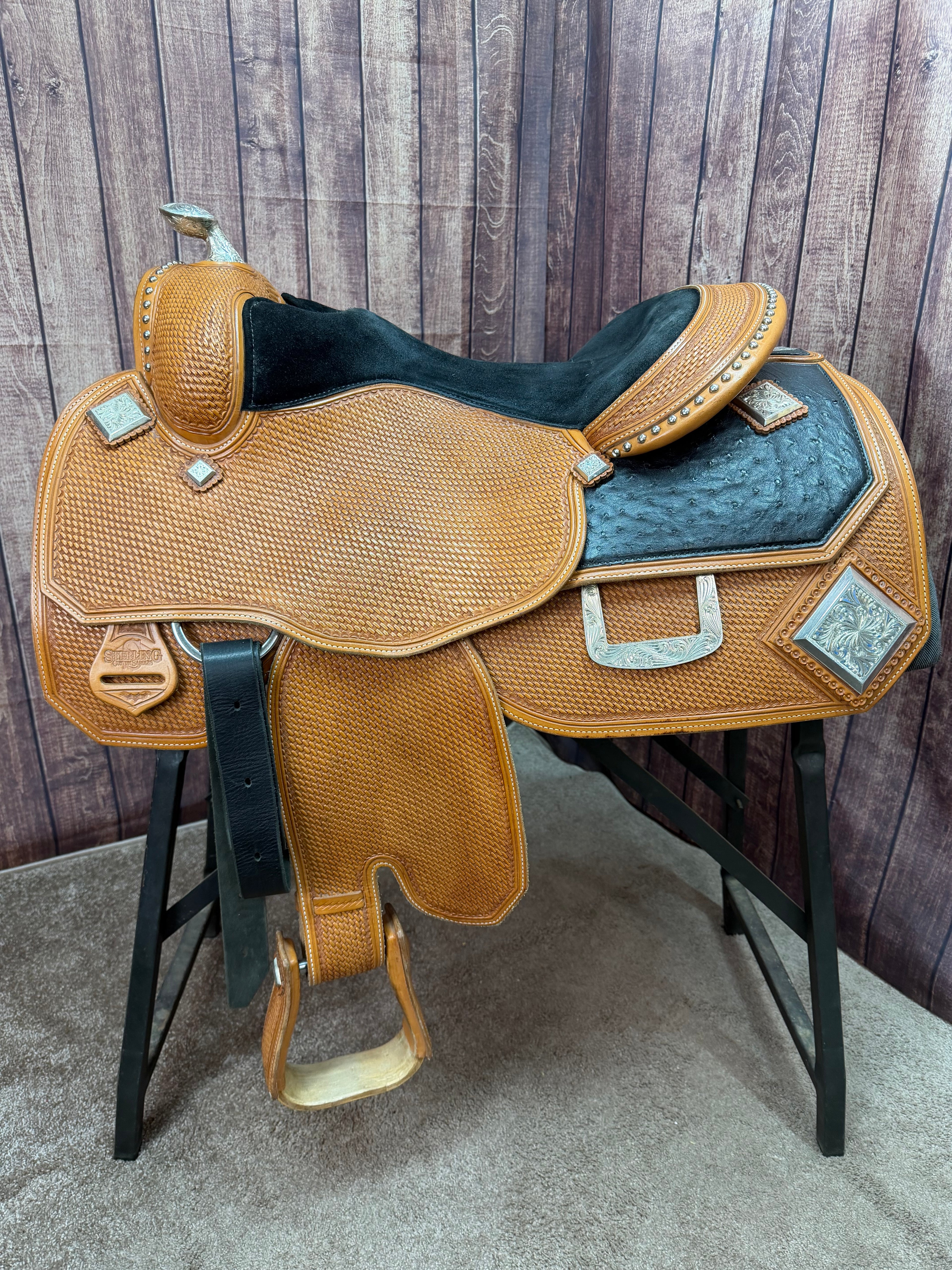 Sterling Custom Saddle 16" USED