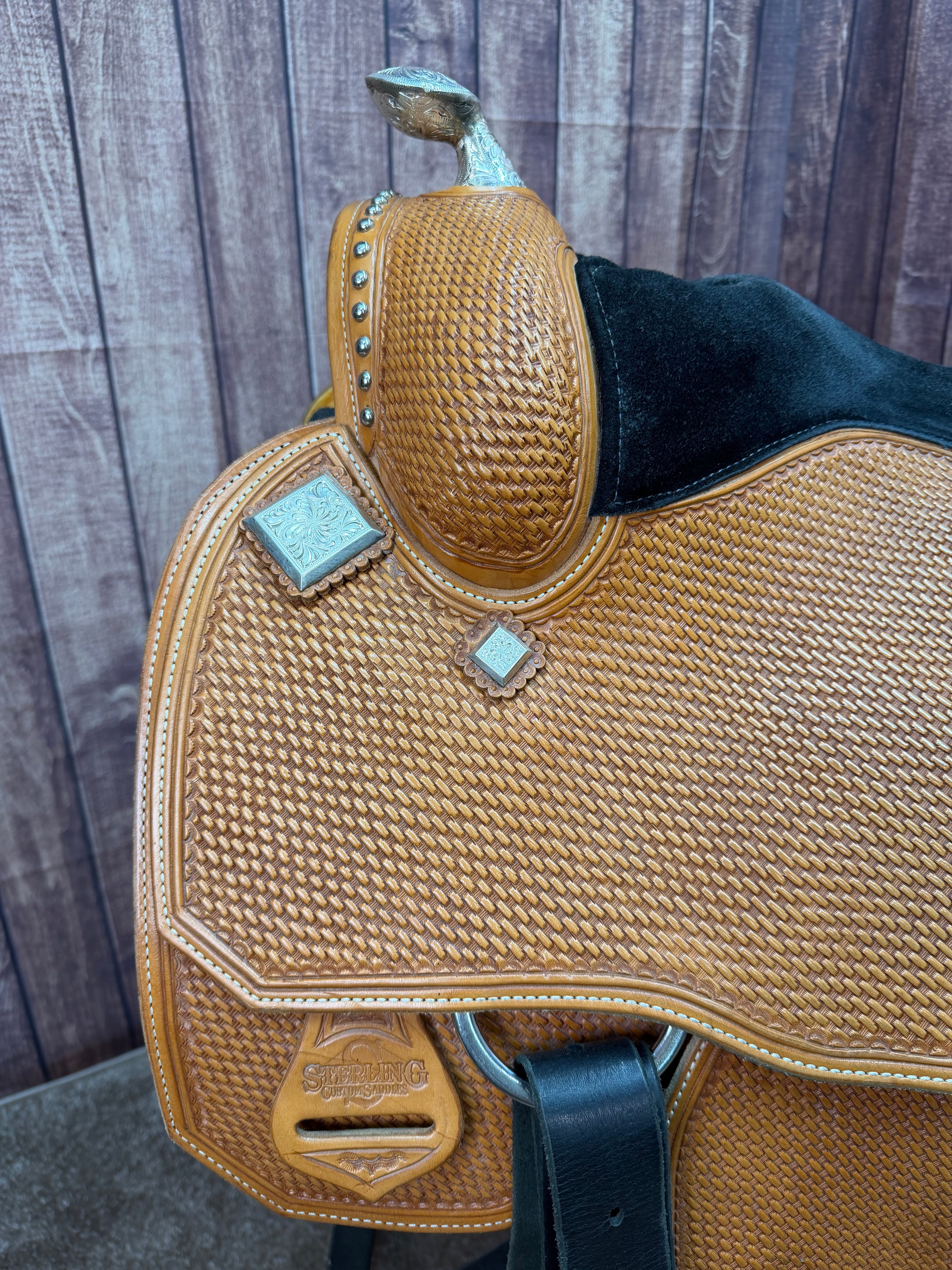 Sterling Custom Saddle 16" USED
