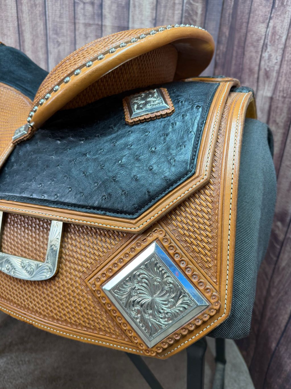 Sterling Custom Saddle 16" USED